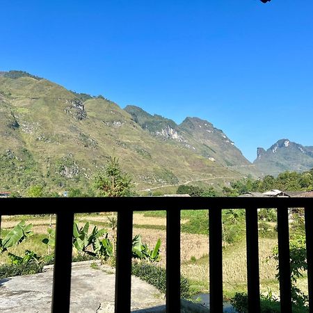 Làng Cac Du Gia Van Chung Homestay מראה חיצוני תמונה