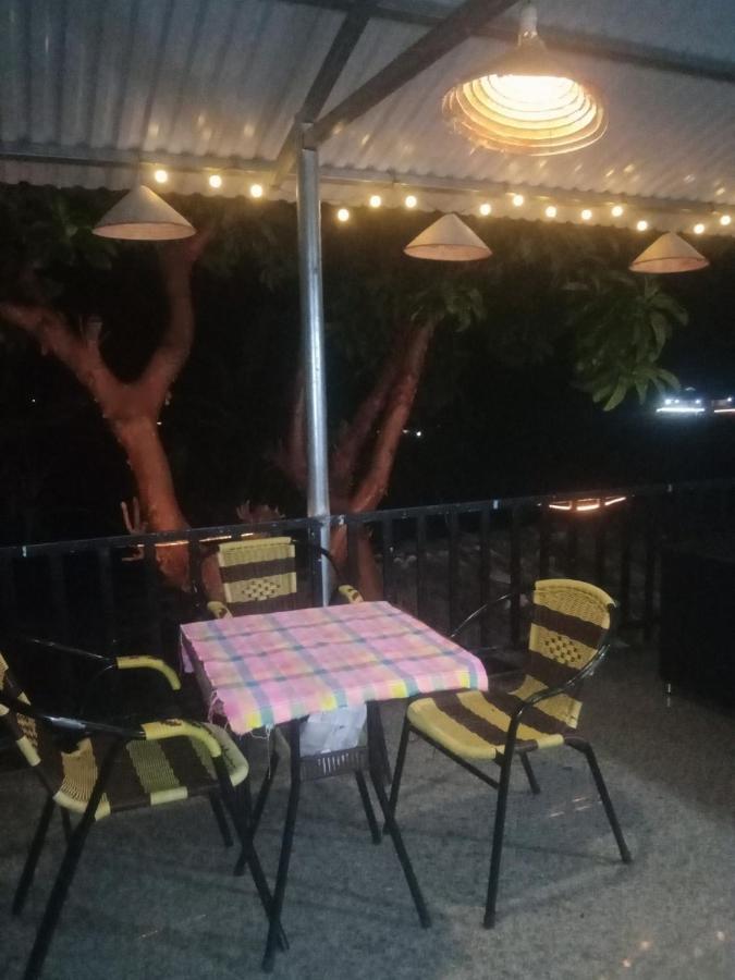 Làng Cac Du Gia Van Chung Homestay מראה חיצוני תמונה