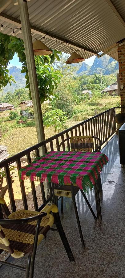 Làng Cac Du Gia Van Chung Homestay מראה חיצוני תמונה