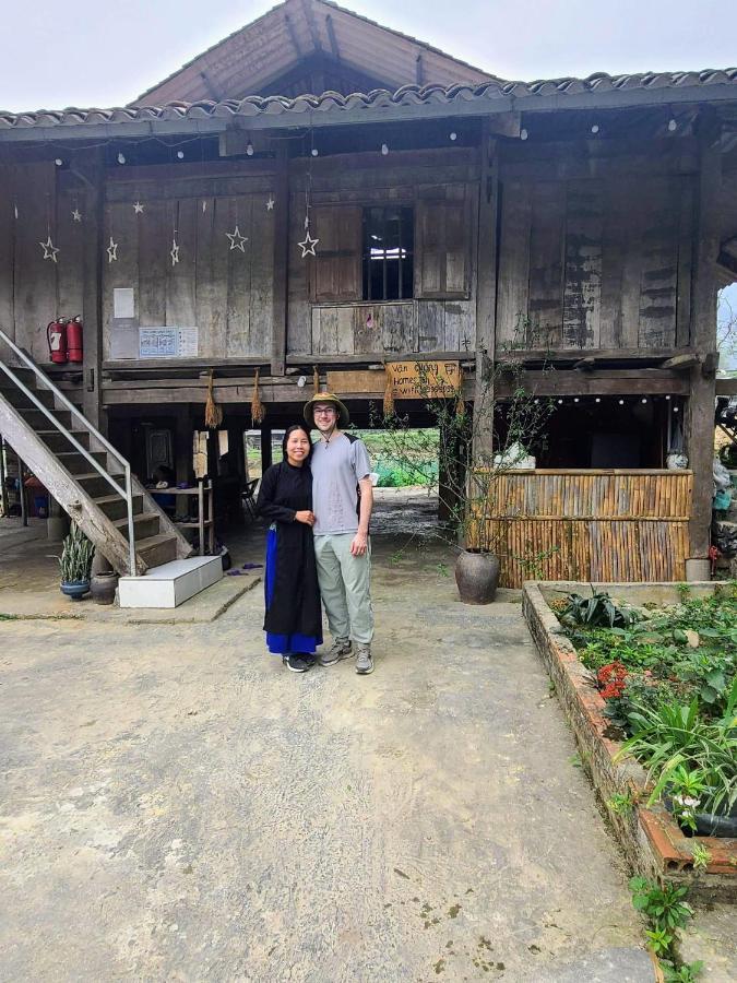 Làng Cac Du Gia Van Chung Homestay מראה חיצוני תמונה