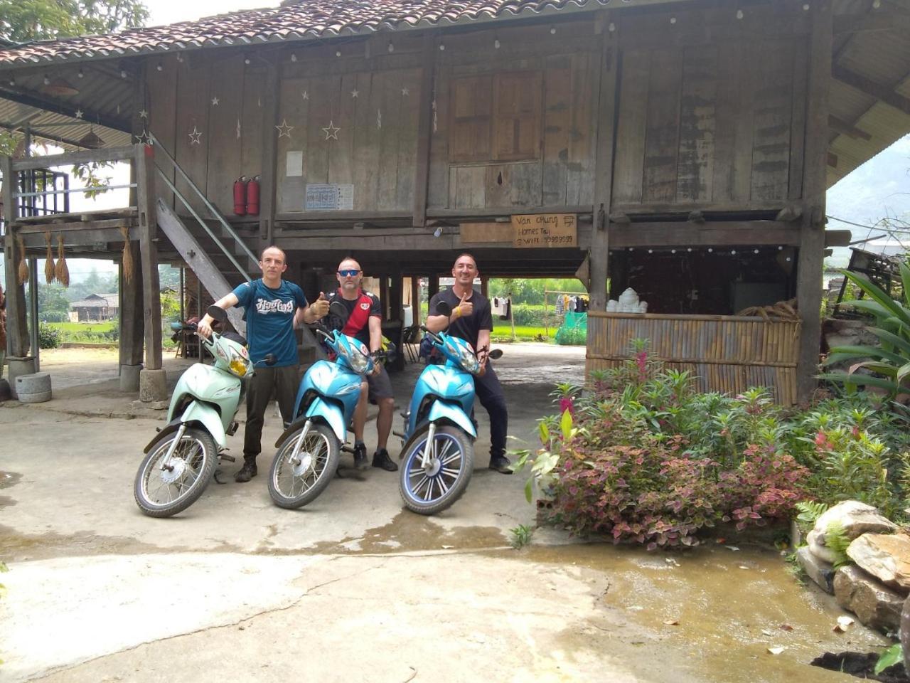 Làng Cac Du Gia Van Chung Homestay מראה חיצוני תמונה